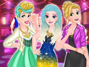 play Blonde Princesses Night Out