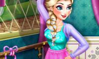 Elsa: Ballet Rehearsal