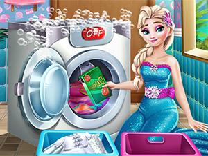 play Ice Queen Laundry Day