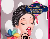 play Snow White Famous On Snapchat
